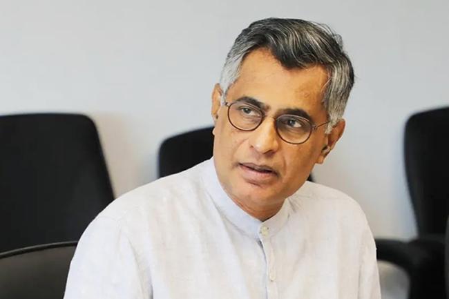 හිටපු ඇමති චම්පිකගේ පෙත්සම විභාගයට දින දෙයි