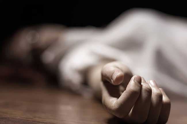ළිඳක තිබි කාන්තා මළ සිරුරක් සොයා ගනියි