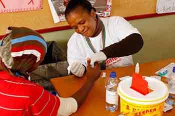දකුණු අප්රිකාවේ HIV මර්දනයට අමෙරිකාවෙන් අරමුදල් සැපයීම නවතී