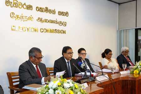 ජනපති සටනට එන අපේක්ෂකයින්
