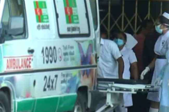 රිය අනතුරකින් විදෙස් ජාතික කාන්තාවන් දෙදෙනෙකු රෝහලට