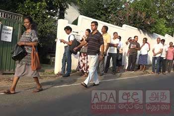 පුංචි ඡන්දය අදයි...