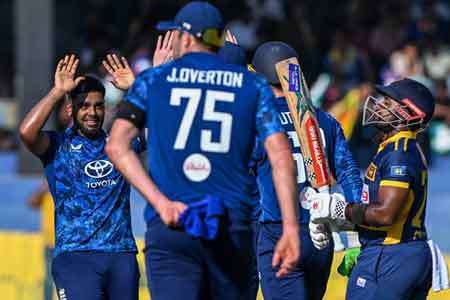 එංගලන්තයට ලකුණු 272ක ඉලක්කයක්