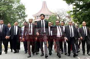 හෙට දිනයේ රට පුරා අධිකරණ කටයුතුවලින් බැහැරවීමට ශ්‍රී ලංකා නීතිඥ සංගමයෙන් තීරණයක්