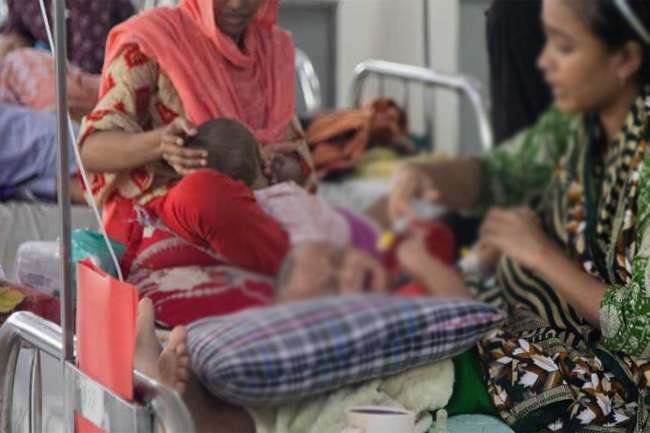බංග්ලාදේශයේ පැතිර යන සරම්ප රෝගයෙන් මාස 2ක් තුළ දරුවන් 500ක් මරුට