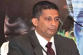 සුරේෂ් සලේගේ මෝසම කැඳවයි