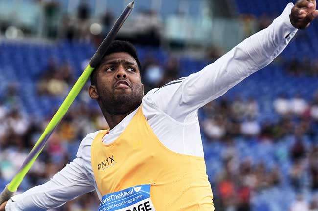 රුමේෂ් තරංගගෙන් ඉතිහාසගත හෙල්ල විසිකිරීමක් - නව ශ්‍රී ලංකා වාර්තාවකුත්
