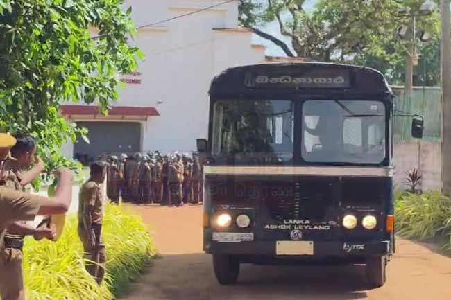 මීගමුව බන්ධනාගාරයේ රැඳවියන් දෙපිරිසක් අතර ගැටුමක් - 20කට තුවාල