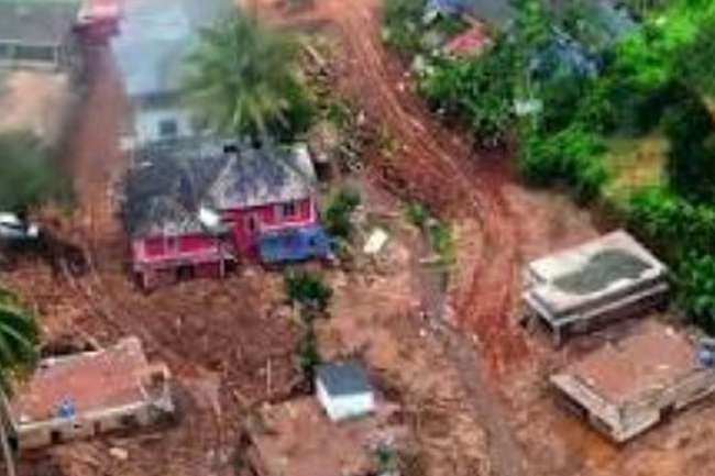 ඉන්දියාවේ නායයෑමකින් දෙදෙනෙක් මරුට