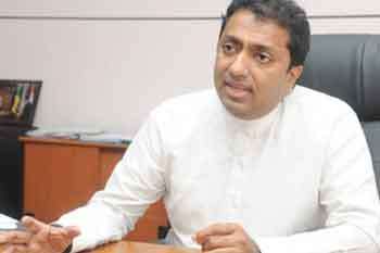 හිටපු ඇමති අකිල විරාජ් අල්ලස් කොමිසමට