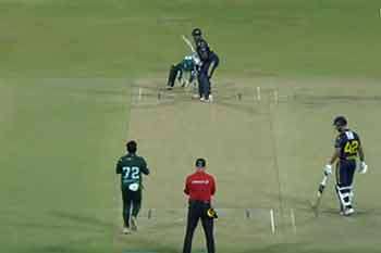 LPL අවසන් මහා තරගයේ කාසියේ වාසිය දිනූ ජැෆ්නා කිංග්ස් කණ්ඩායම ප්‍රථමයෙන් පන්දුවට පහර දෙයි