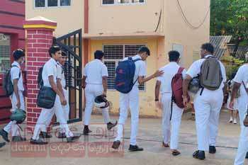 උසස් පෙළට යන වවුනියාව දරුවන්