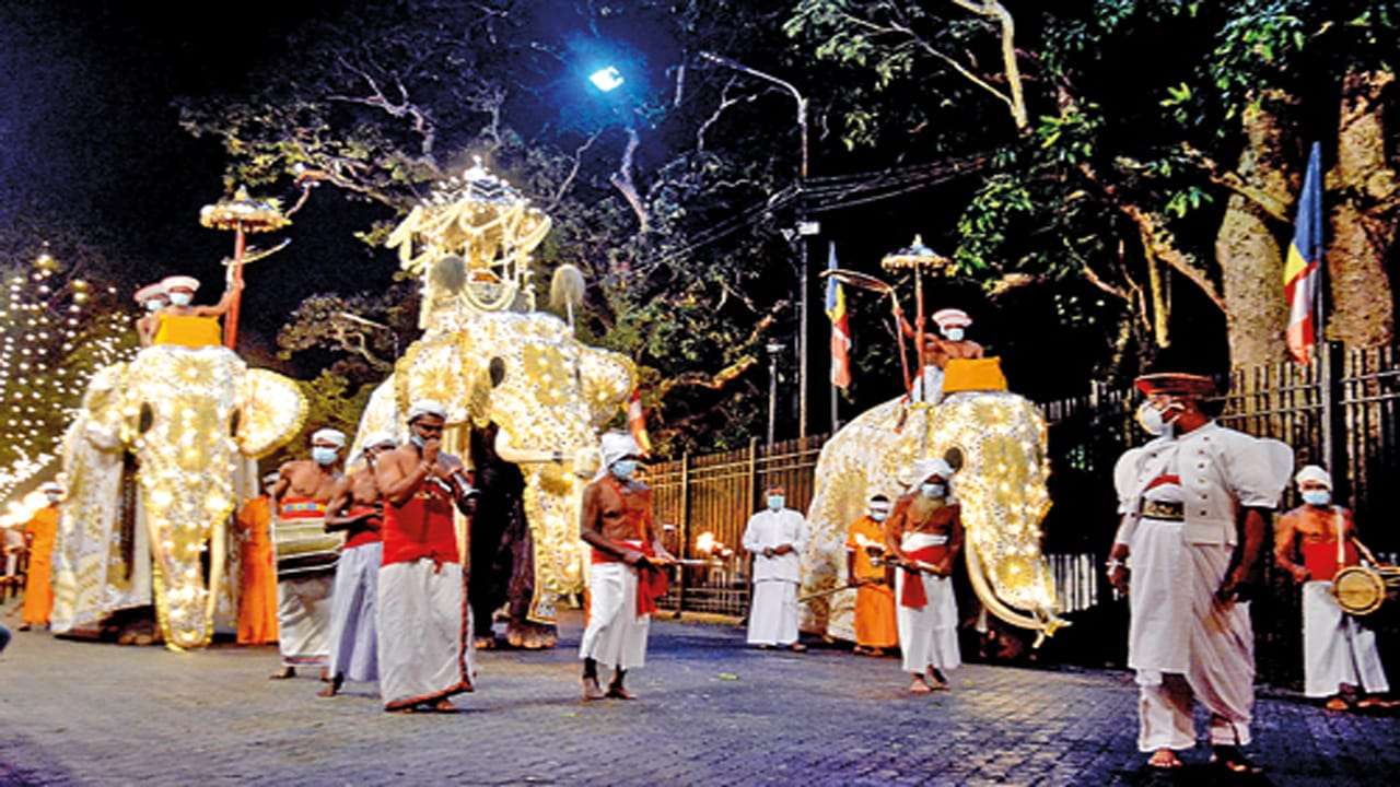 මහනුවර තෙවන කුඹල් පෙරහැර වෙනුවෙන් ක්‍රිත්මකවෙන රථවාහන සැලැස්ම