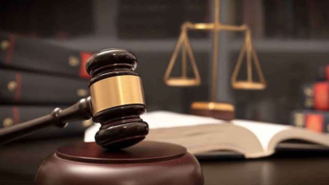 බැංකු කළමනාකරුවන් සිව්දෙනා සහ ව්‍යාපාරිකයා තවදුරටත් රිමාන්ඩ්