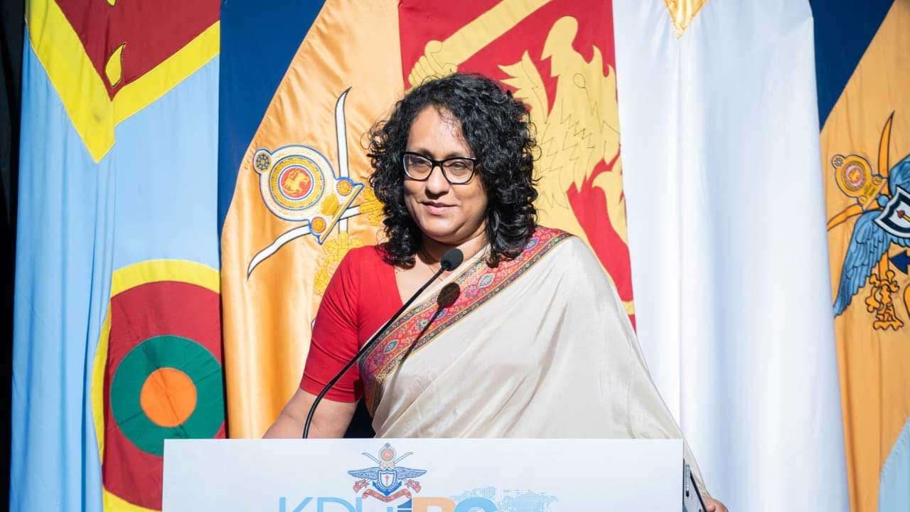 පර්යේෂණ සංස්කෘතියක් ගොඩනැගීමේ වැදගත්කම අගමැතිනිය පහදයි