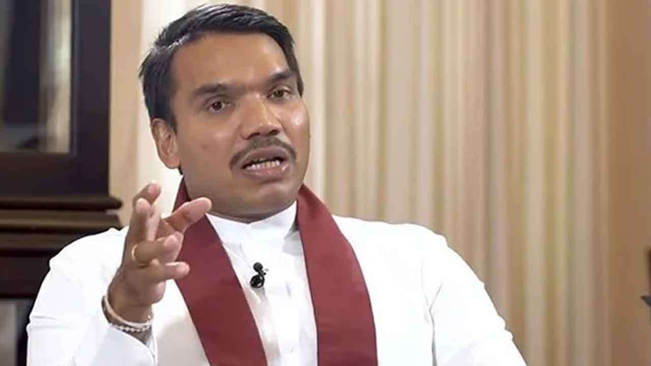 නාමල් FCIDයට