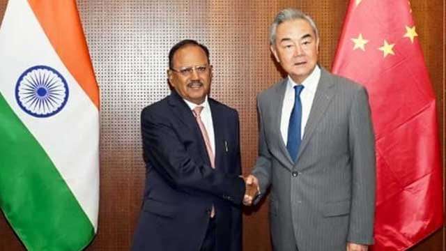 ඉන්දු-චීන රාජ්‍ය තාන්ත්‍රිකයින් අතර හමුවක්