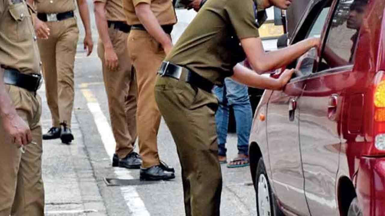 දිවයින පුරා මෙහෙයුම්වලින්  අත්අඩංගුවට ගත් පිරිස ලක්ෂ 2 පනී