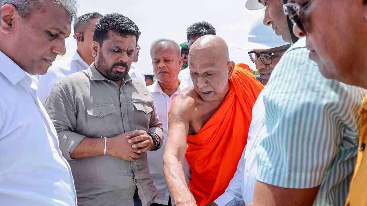 ජනපති පහළ මල්වතුඔය බහුකාර්ය සංවර්ධන ව්‍යාපෘතියේ නිරීක්ෂණ චාරිකාවක 