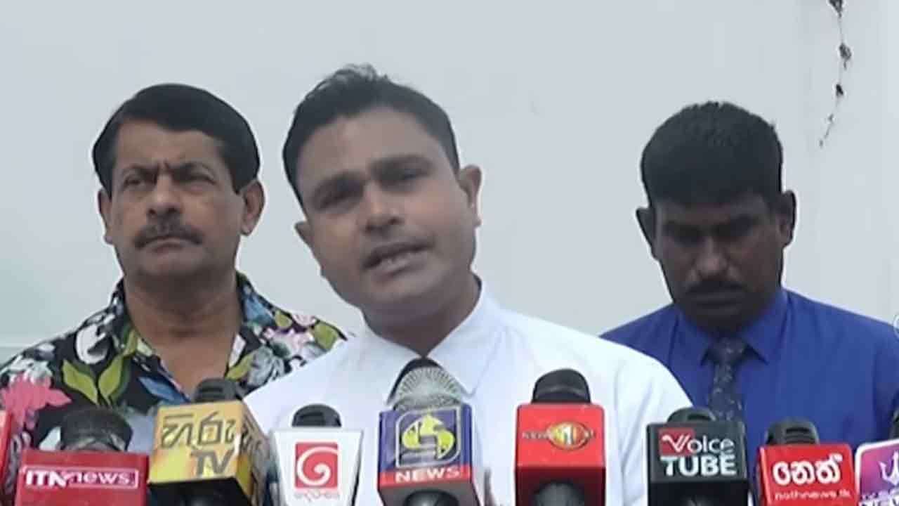 වෛද්‍ය චමල් සංජීවගෙන් අල්ලස් කොමිසමට පැමිණිල්ලක්