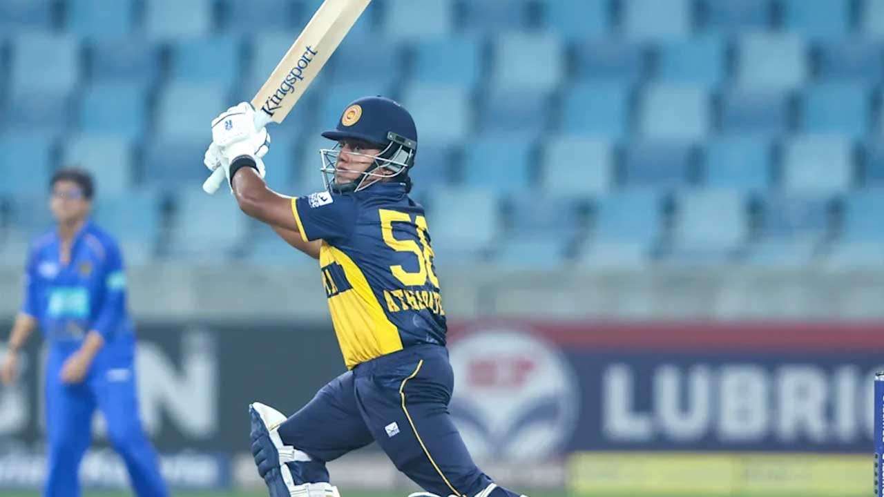 චමරි අතපත්තු ICC T20 ශ්‍රේණිගත කිරීම්වල කාණ්ඩ 3න්ම ක්‍රිකට් දිවියේ ඉහළම ස්ථානවලට