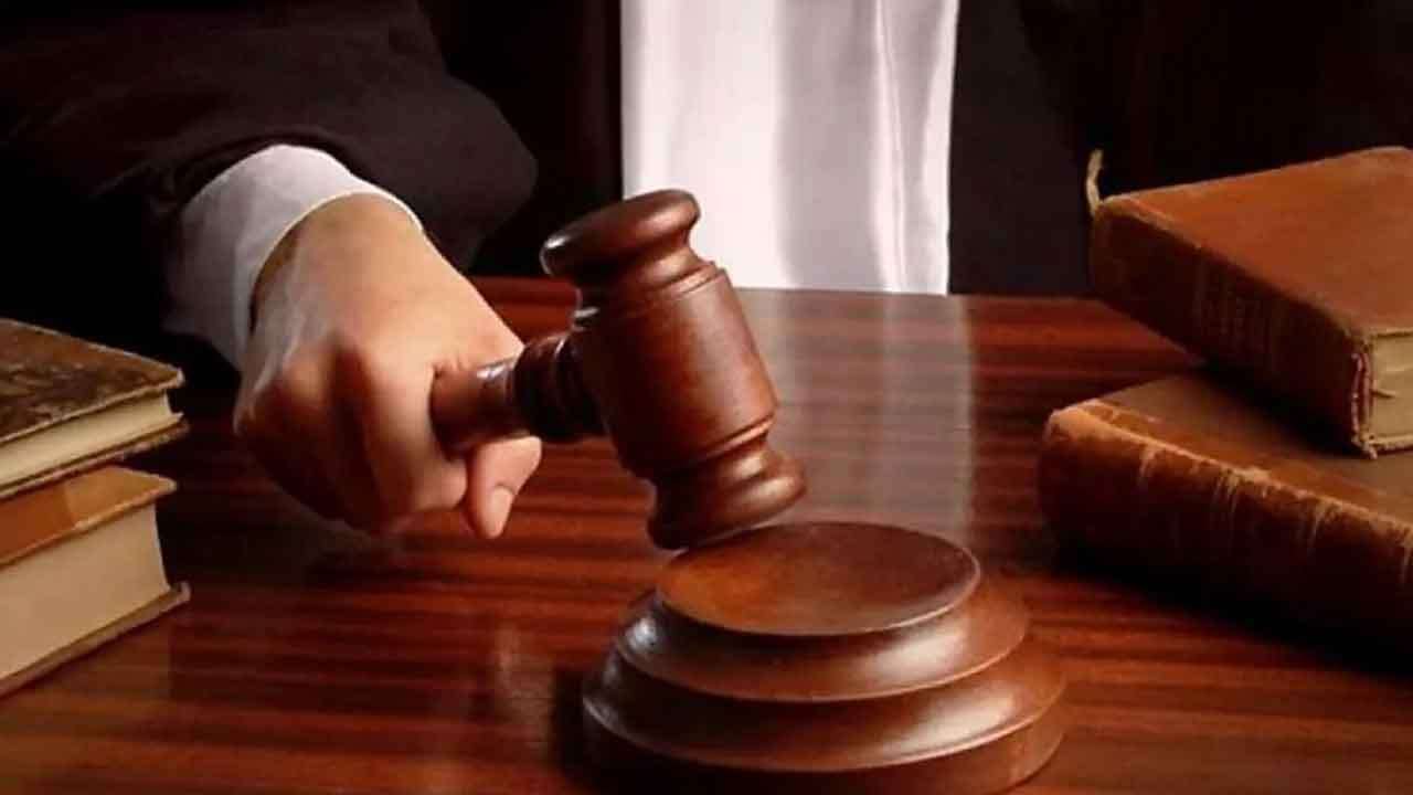 භාණ්ඩ ආනයනය කරන මුවාවෙන් ඩොලර් පැන්වූ සැකකරු රිමාන්ඩ්
