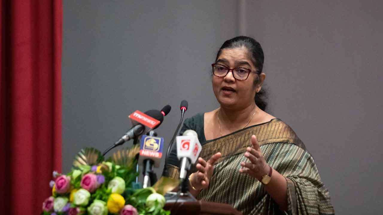 ලෝක මානසික සෞඛ්‍ය දිනය සමරමින් රජයේ උපදේශන සේවා අලුත් ගමනකට සැරසෙයි