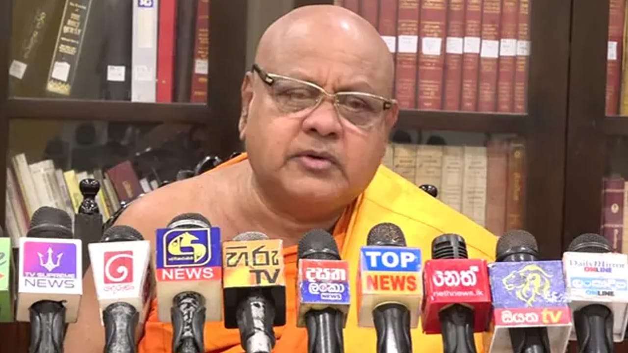 ඥානසාර හිමි අයත් කෝට්ටේ පාර්ශ්වය ජනපතිගෙන් සාකච්ඡාවක් ඉල්ලයි 