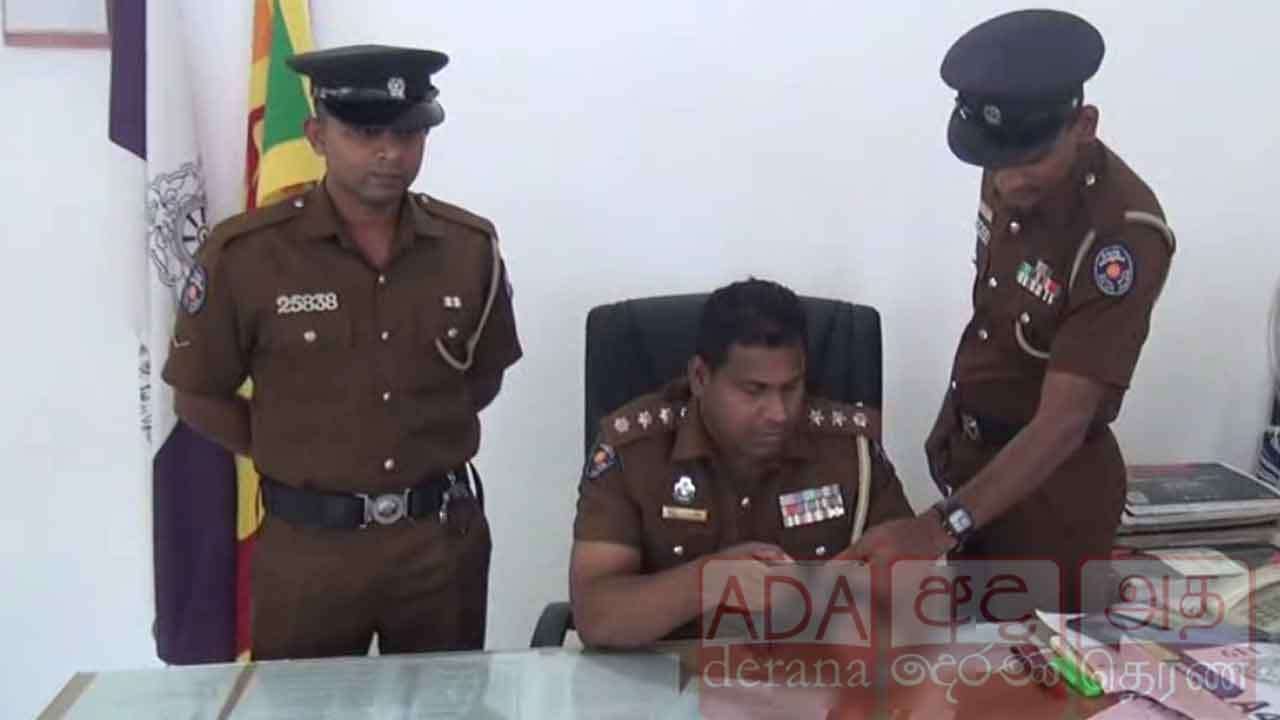 විදෙස් රටක නිෂ්පාදිත ගිනිඅවියක් සහ ජීව උණ්ඩ සමඟ අයෙකු මාට්ටු