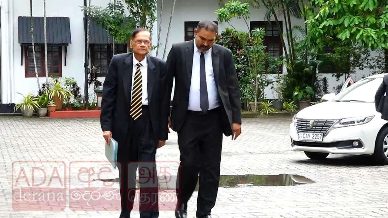 ජී.එල්. අල්ලස් කොමිසමෙන් පිටව යයි