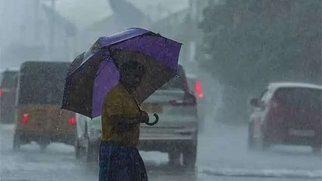 ඉදිරි දින කිහිපයෙත් වැසි තත්ත්වයේ වැඩිවීමක් - අනුරාධපුරේට මි. මී. 100 ට වැඩි තද වැසි