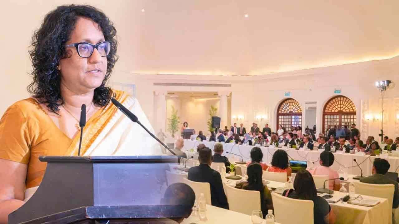 රටේ මූල්‍ය පද්ධතියේ ශක්තිමත්භාවය ගැන  අගමැතිනියගෙන් පැහැදිලි කිරීමක්
