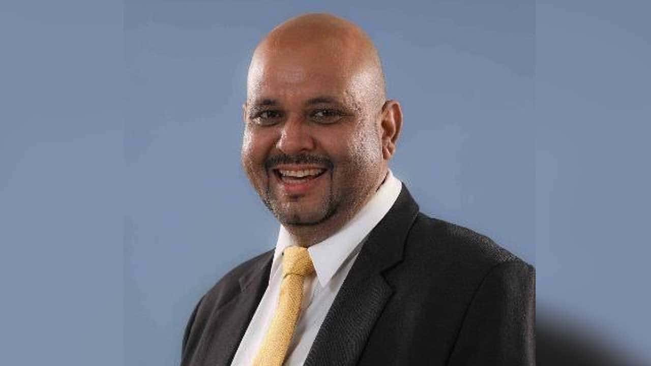 ලලිත් පියුම් පෙරේරා අල්ලස් කොමිසමෙන් අත්අඩංගුවට