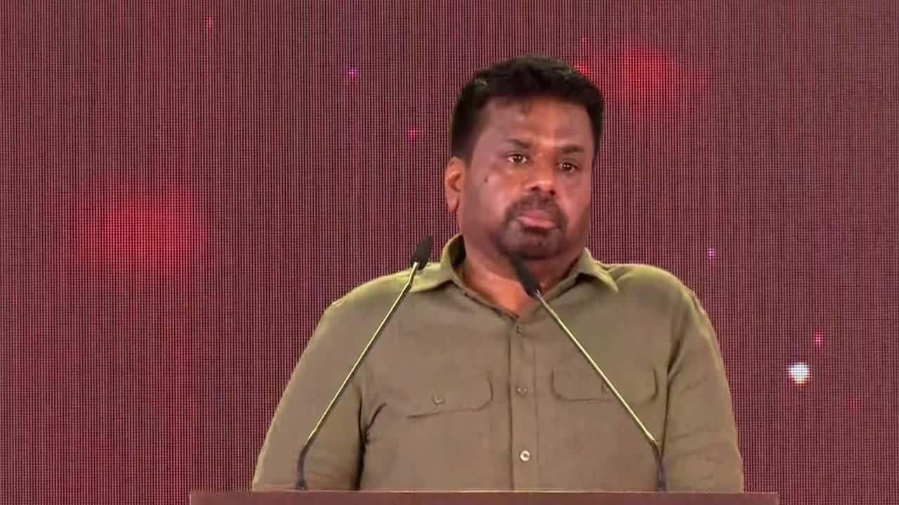 දේශපාලන අධිකාරිය ජනතාවට සමීප කළ හැටි කියන ජනපති