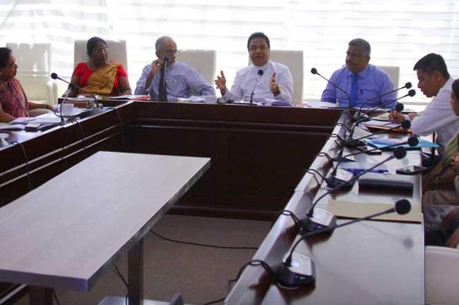 නව සොයාගැනිම් ගොවින් අතරට ගෙනයාම සඳහා යාන්ත්‍රණයක් අවශ්‍යයි
