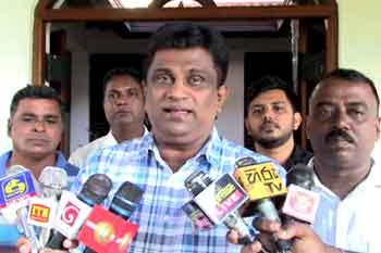 මැතිවරණයෙන් පස්සේ සජිත්ට නායකත්වය දීම මෙලෝ රහක් නැති වැඩක්-අජිත් පී පෙරේරා
