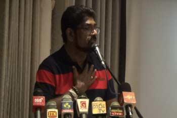 අන්තවාදීන් ඉදිරියේ දණ ගහන්න වුණොත් දේශපාලනයෙන් සමුගන්නවා-කෙහෙළිය