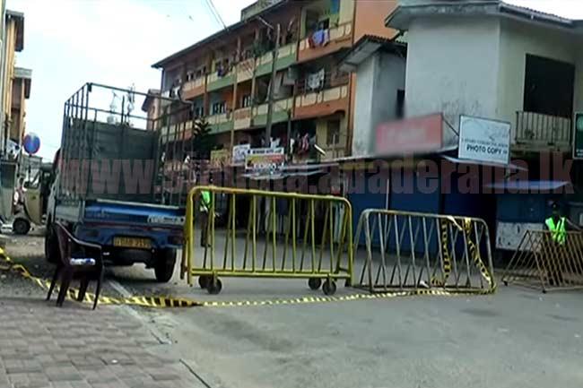 Covid 19 ආසාදිතව ඊයේ මිය ගිය පුද්ගලයා ඇසුරු කළ 300දෙනෙක් නිරෝධායනයට