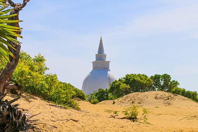මුහුදු මහා විහාර භූමියේ ආරක්ෂාව තර කරයි