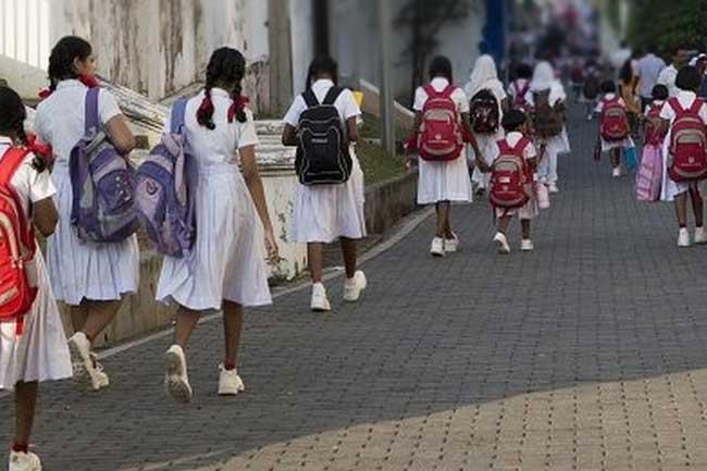 ඔක්තෝබර් පාසල් ඇරඹීමට සැලසුම්