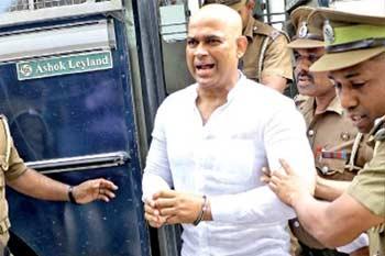 රන්ජන් සතුව තිබී ජංගම දුරකථනයක් සොයාගනී