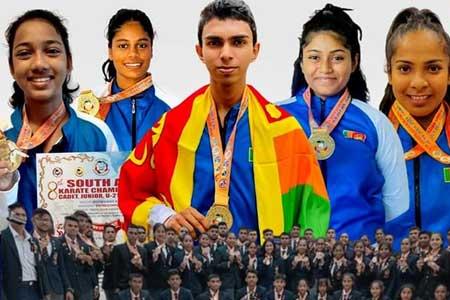 මව්බිම රනින් සැරසූ කරාතේ ක්‍රීඩක ක්‍රීඩිකාවෝ