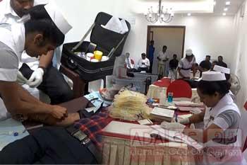 ජීවිතයක් රැකුමට ලේ බිඳක්...