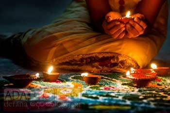 ලොව පුරා හින්දු බැතිමතුන් අද දීපාවලි සමරයි