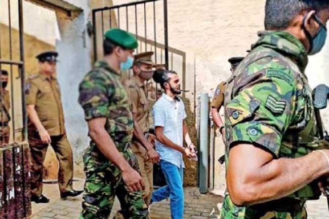 පොඩි ලැසීට ඇප