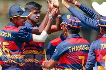 එක්දින සටනේ ජයත් තර්ස්ටන් විද්‍යාලයට