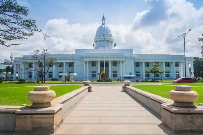 කොළඹ මහනගර සභාවට සජබයෙන් පුරපති කෙනෙක්?
