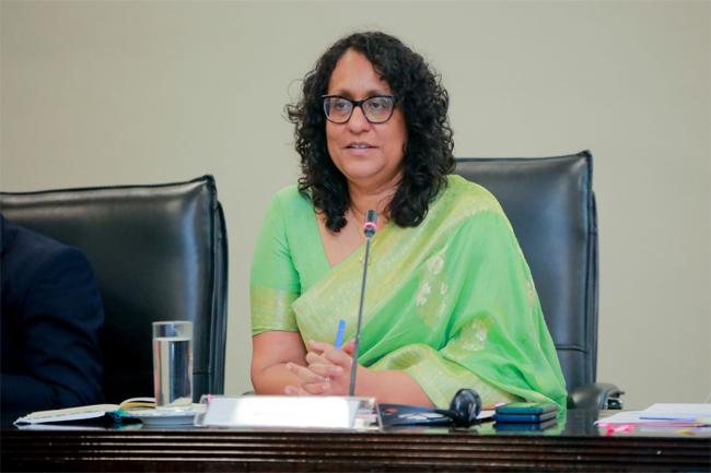 ඩිජිටල්කරණයෙන් අධ්‍යාපනයේ සුවිශේෂී පරිවර්තනයක් සිදුකළ හැකියි - අගමැති හරිනි