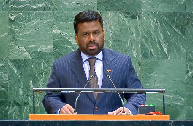 මතු පරපුරට සුරක්ෂිත ලෝකයක් බිහි කිරීමට හදවතට එකඟව ඇප කැප වෙමු - ජනපති