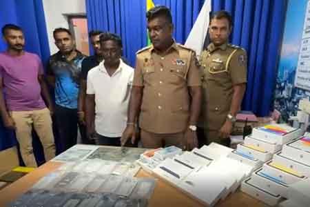 හොර පාරේ ගෙන් වූ ජංගම දුරකතන ඇතුළු භාණ්ඩ තොගයක් මාලිගාවත්තේ
